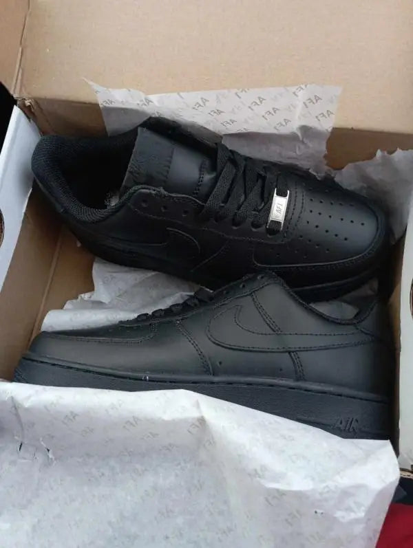 Nik_e Airforce 1 Short Leather Black Women With Bustbag Bill Fixx