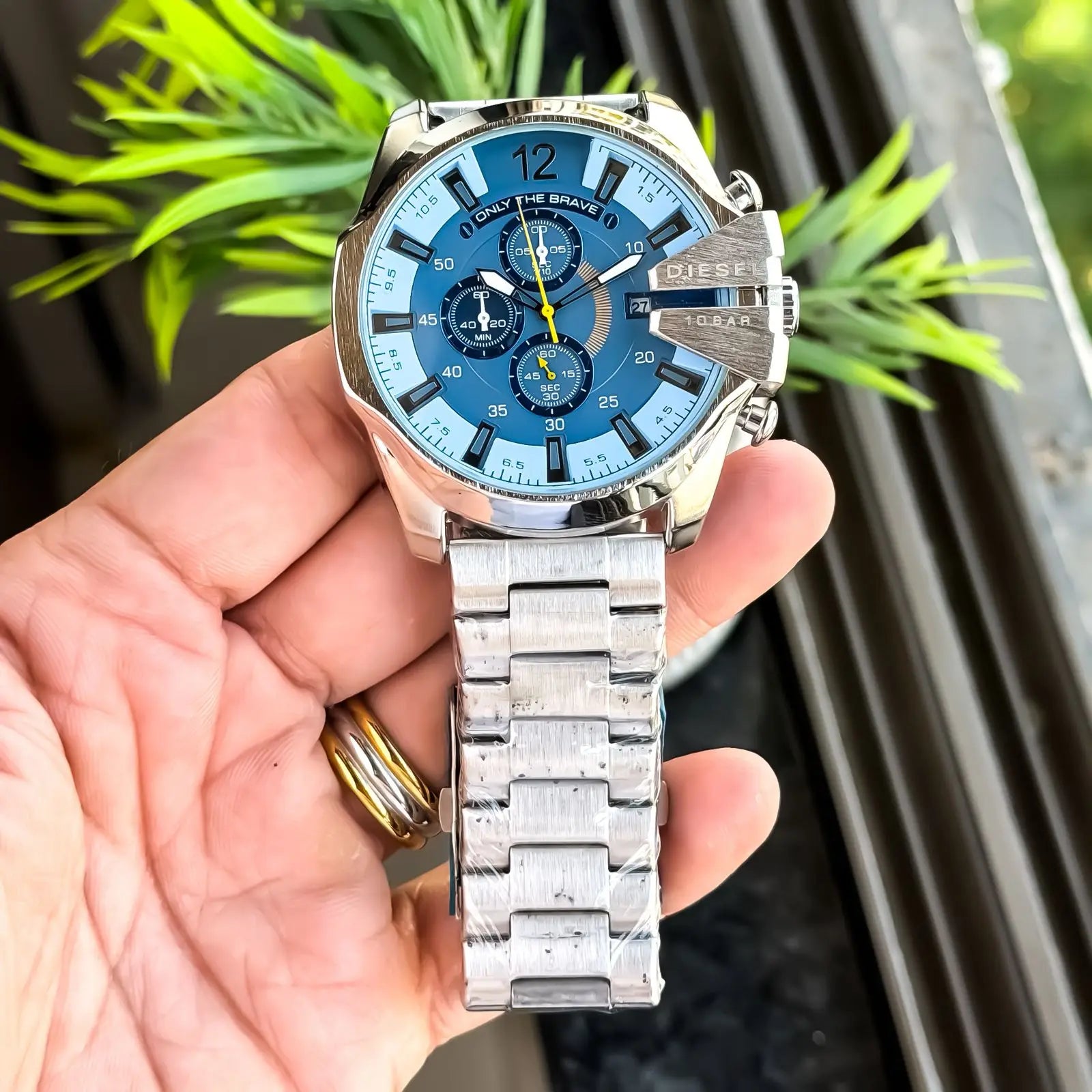 DIESEL_SILVER_BLUE Secondary image