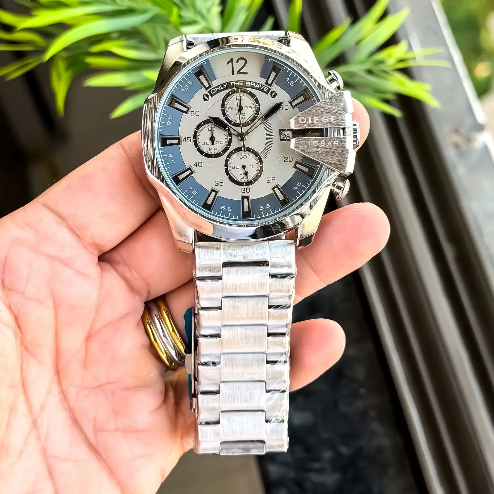 DIESEL_SILVER_GRAY Secondary image