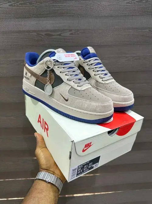 Nike Airforce 1 Low X undefeated Light Brown Main image