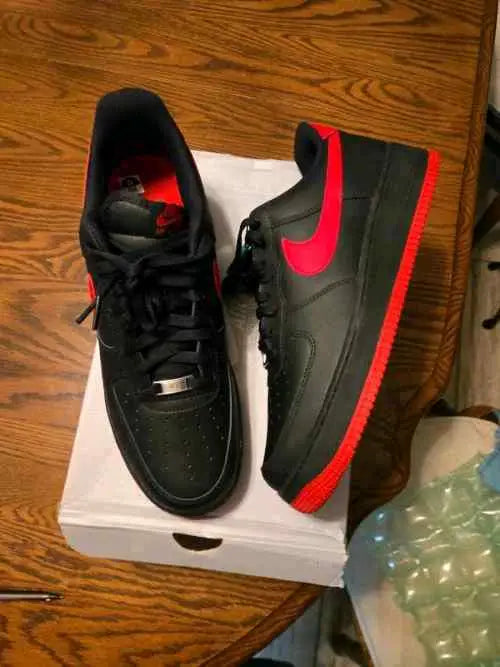 nike Airforce 1 university Red black Main image