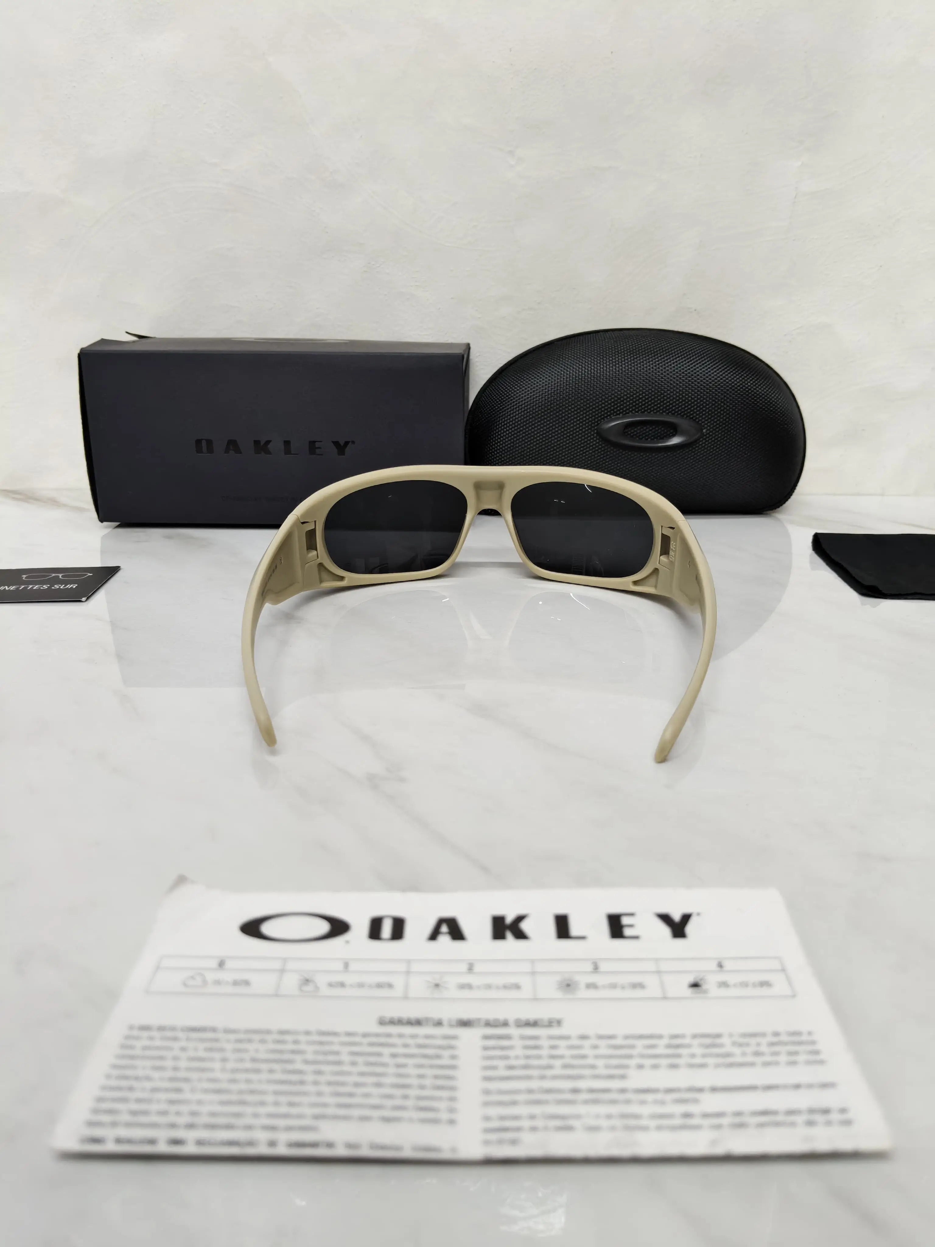 OAKLEY BEIGE OO9491