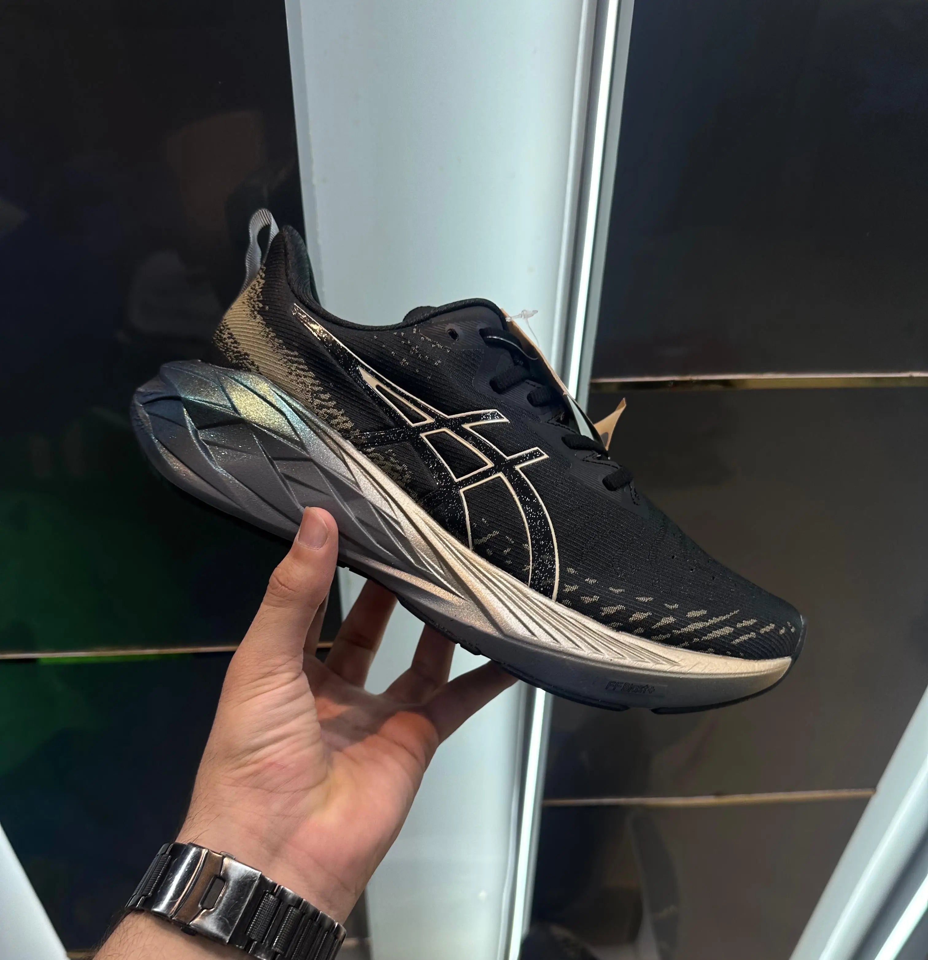 Asics_Novablast 4 Platinum Black Champagne Mens Shoes