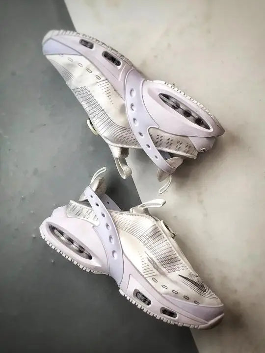 Nik_e AirMax Craze White Metallic Gold Main image