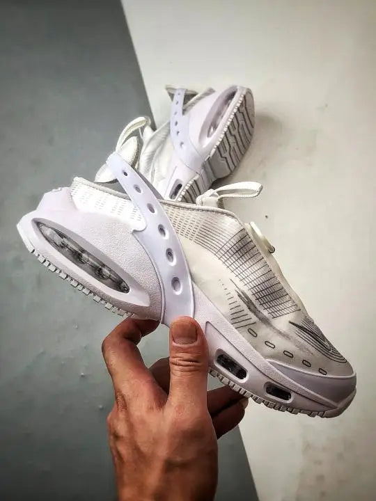 Nik_e AirMax Craze White Metallic Gold Secondary image