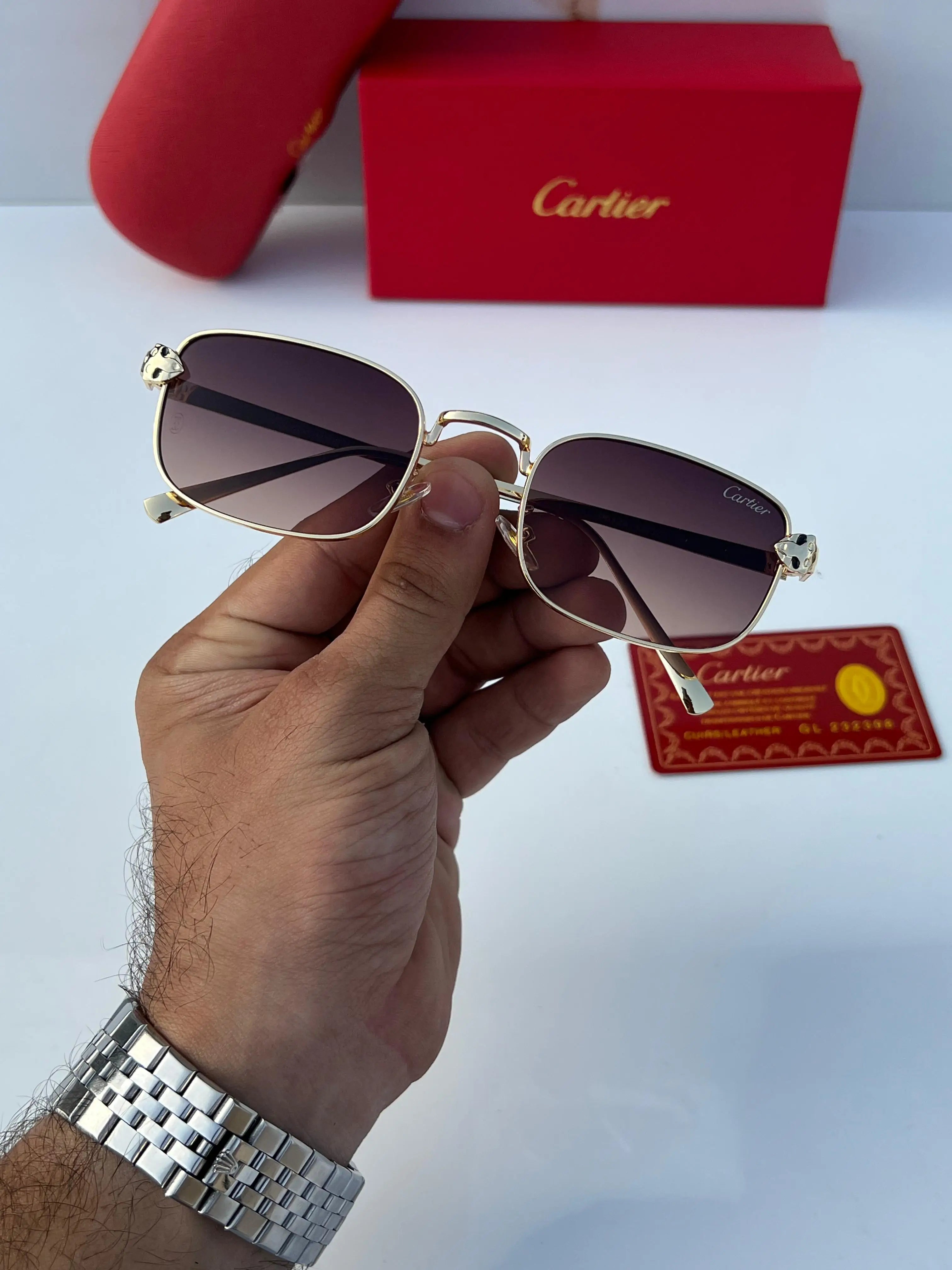 Cartier_6128_gold_brown