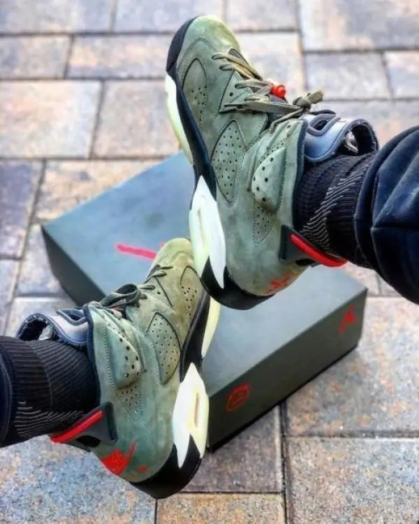 Jordan Retro 6 Travis Scott X Cactus Secondary image
