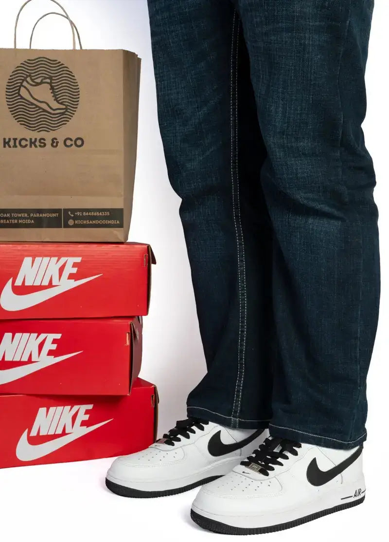 Nike Airforce 1 06 Grade School White Black