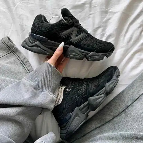New balance 9060 Triple Black Semi Ua Secondary image