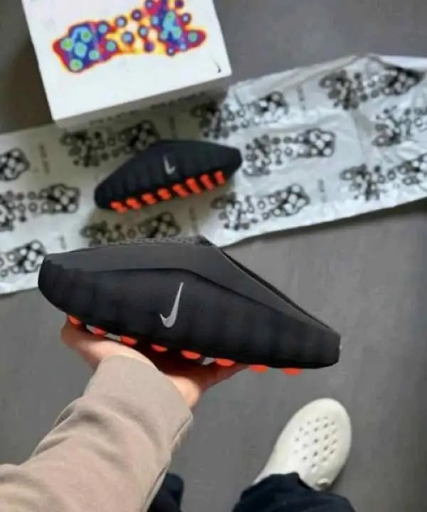Nikee Mind 001 Mules In Black Main image