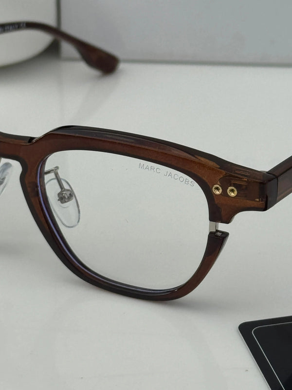 Marc_jacobs_1131_brown_plano