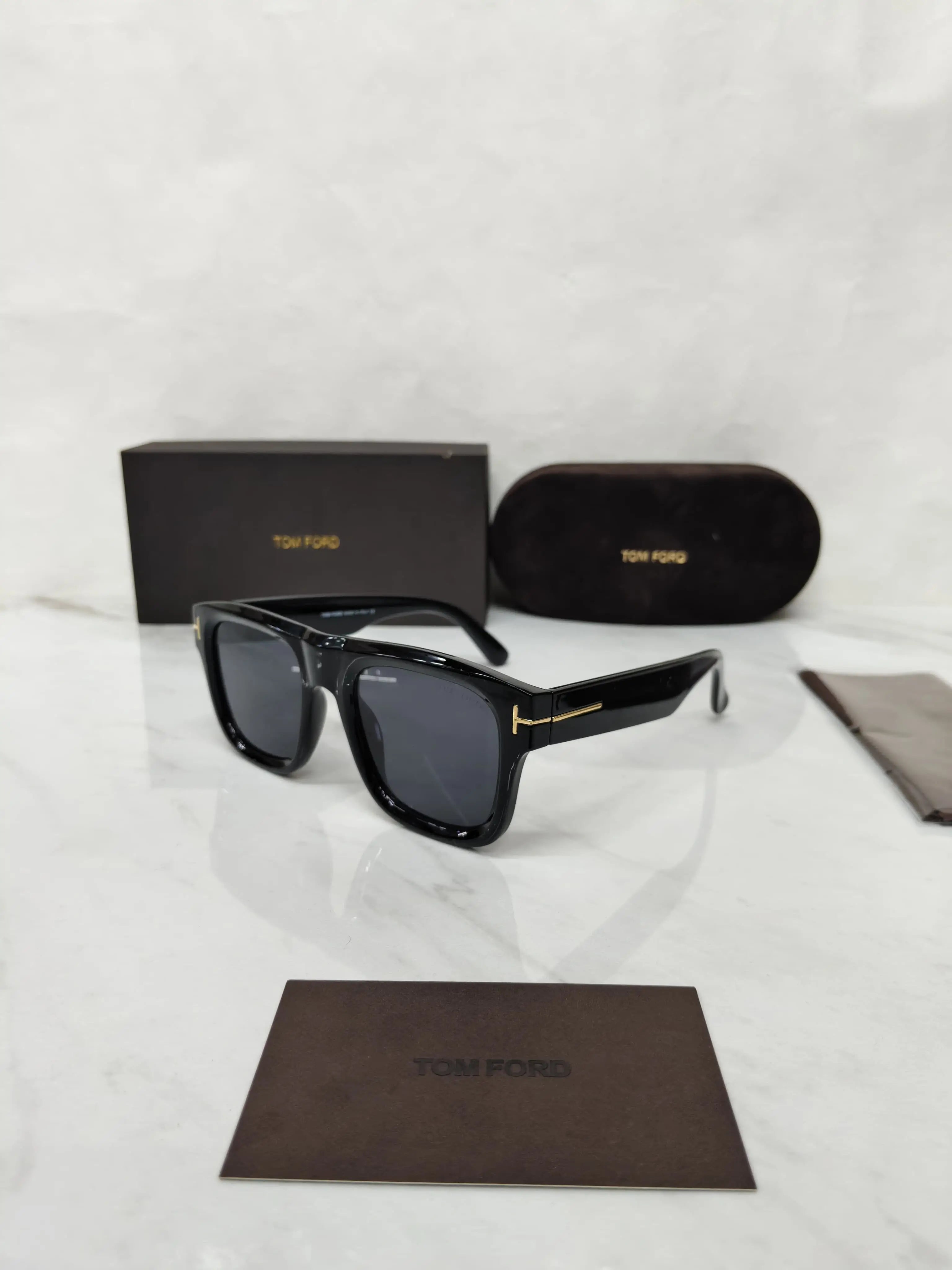 TOM FORD 259 BLACK Main image