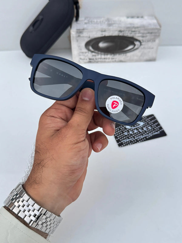 Oakley_2262_blue