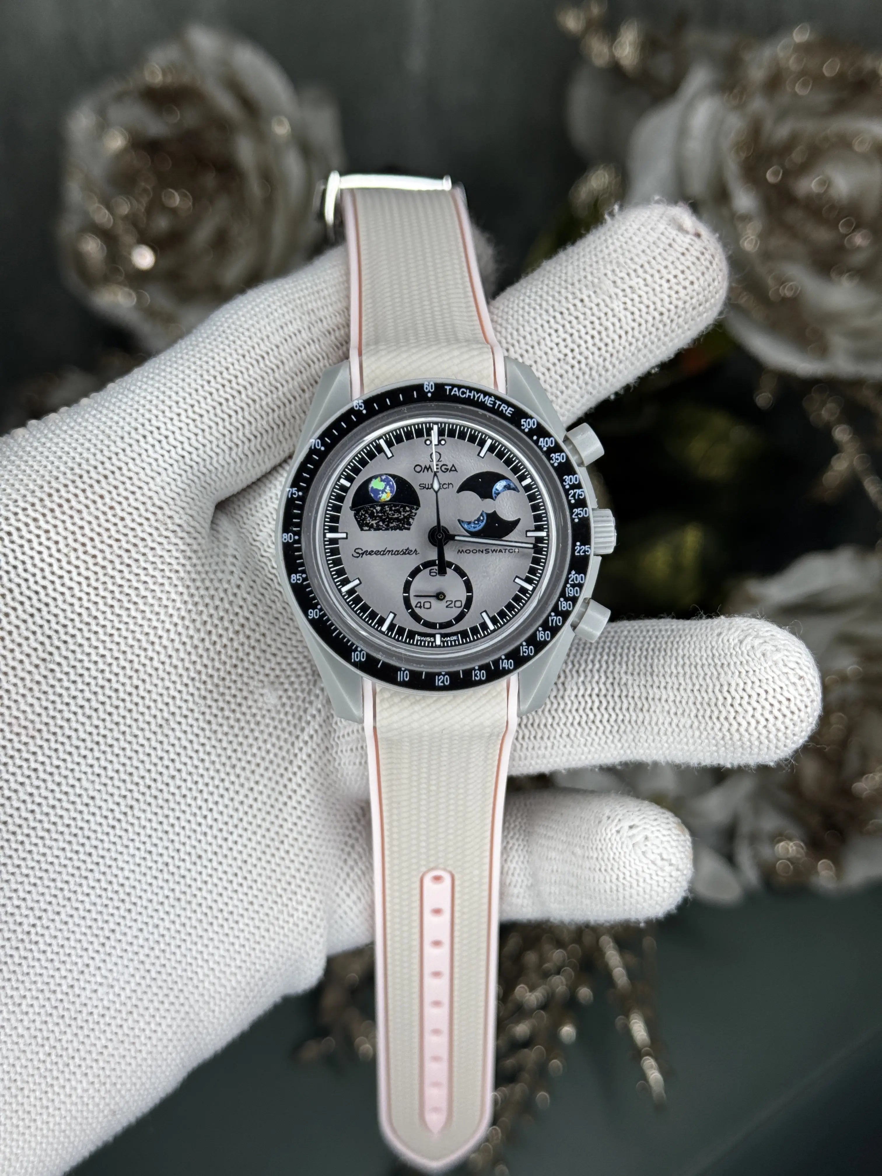 Omeg a x Swatch Grey Pink Chronograph Premium Watch Main image