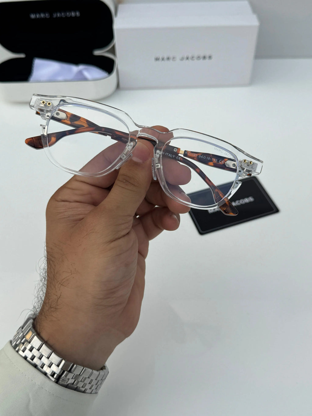 Marc_jacobs_1131_white_tiger_plano