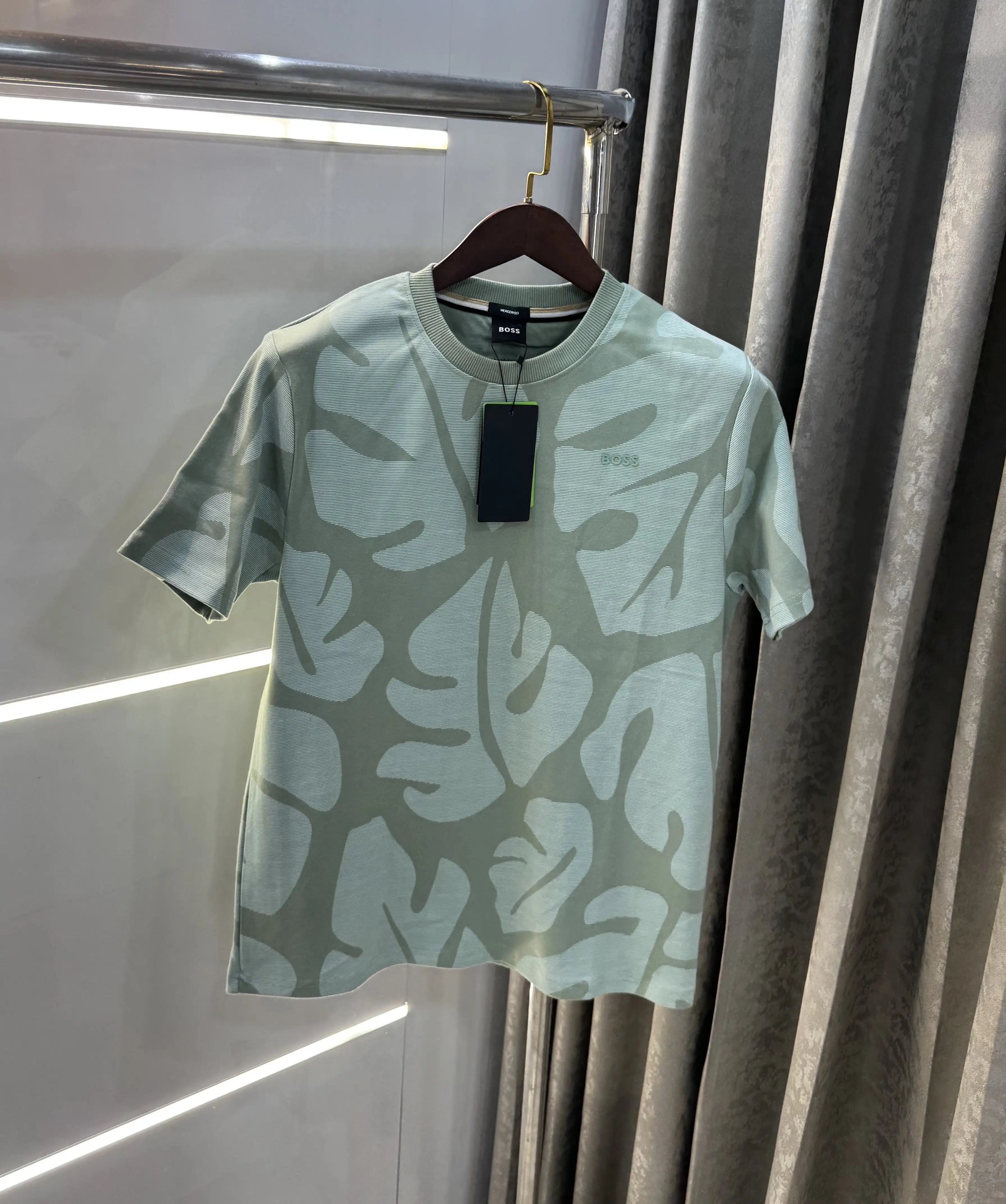 Hugo Boss Green Premium T-shirt Secondary image