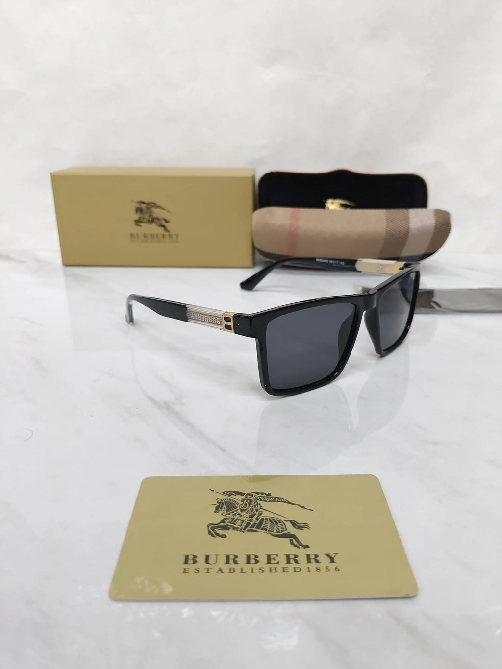 BURBERRY 8233 BLACK GOLD