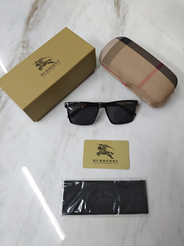 BURBERRY 8233 BLACK GOLD