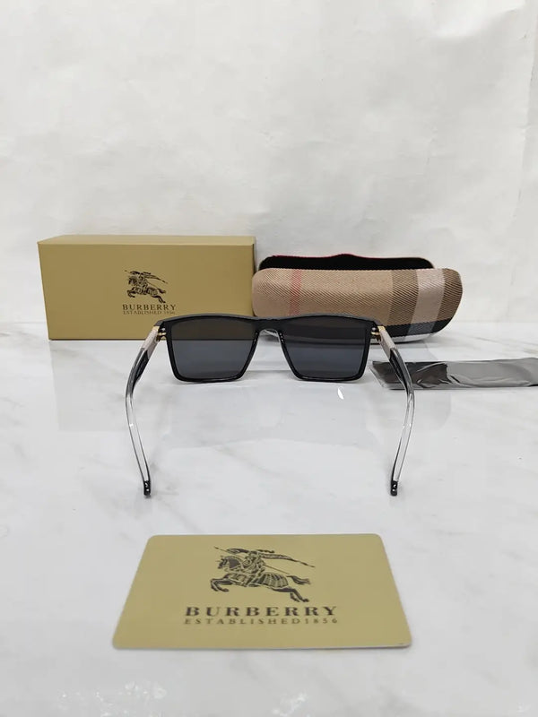 BURBERRY 8233 BLACK GOLD