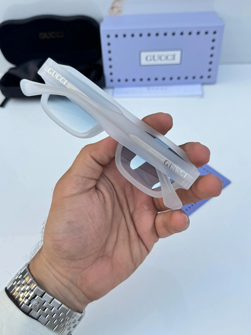 Gucci_336_white_blue