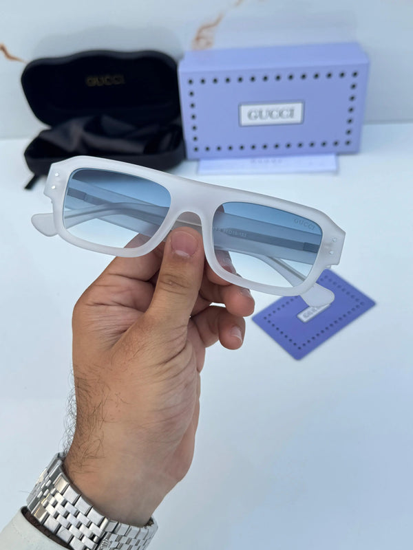 Gucci_336_white_blue