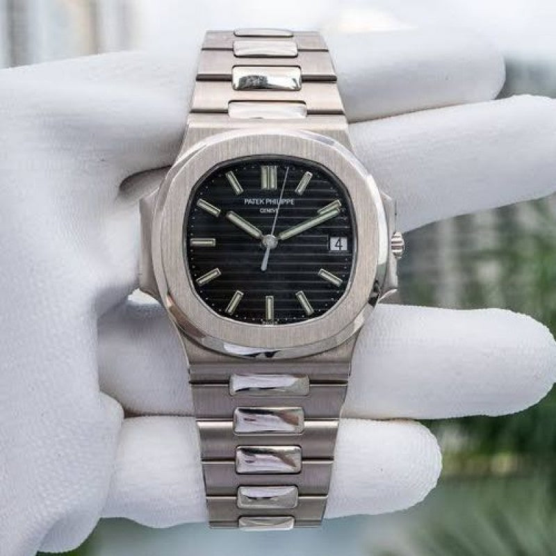 PATEK PHILIPPE NAUTILUS QUARTZ ( 049 ) Main image