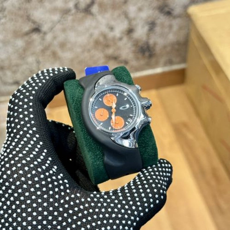 OAKLE_Y DETONATOR ALL WORKING QUARTZ ( 005 ) Main image