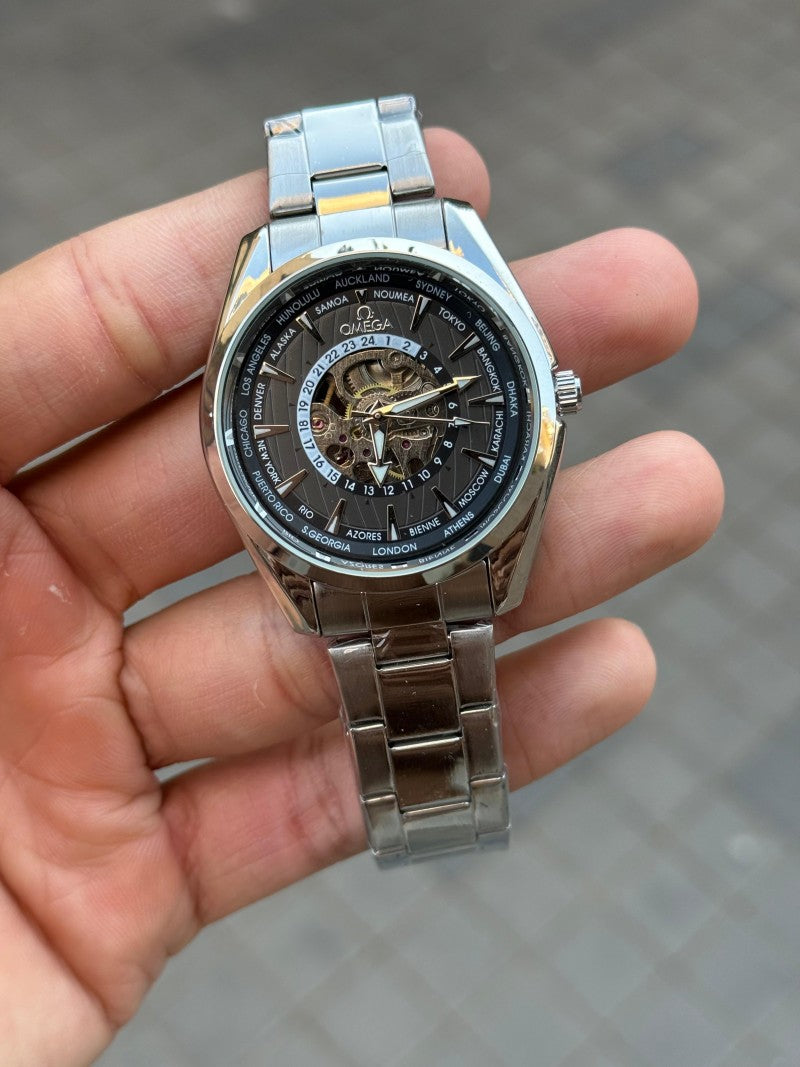 Omeg a Sea Master Aqua Terra World Timer Automatic Silver Black Stainless Steel Main image