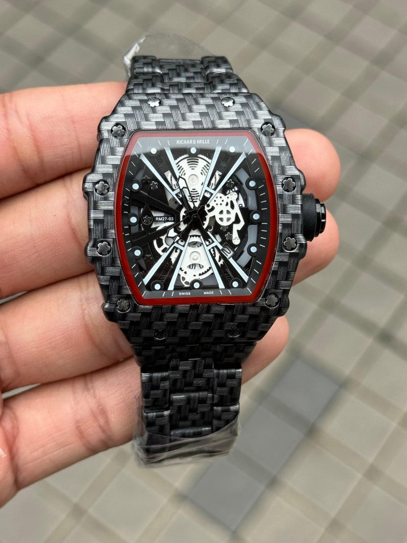 Richard Mill e X Black