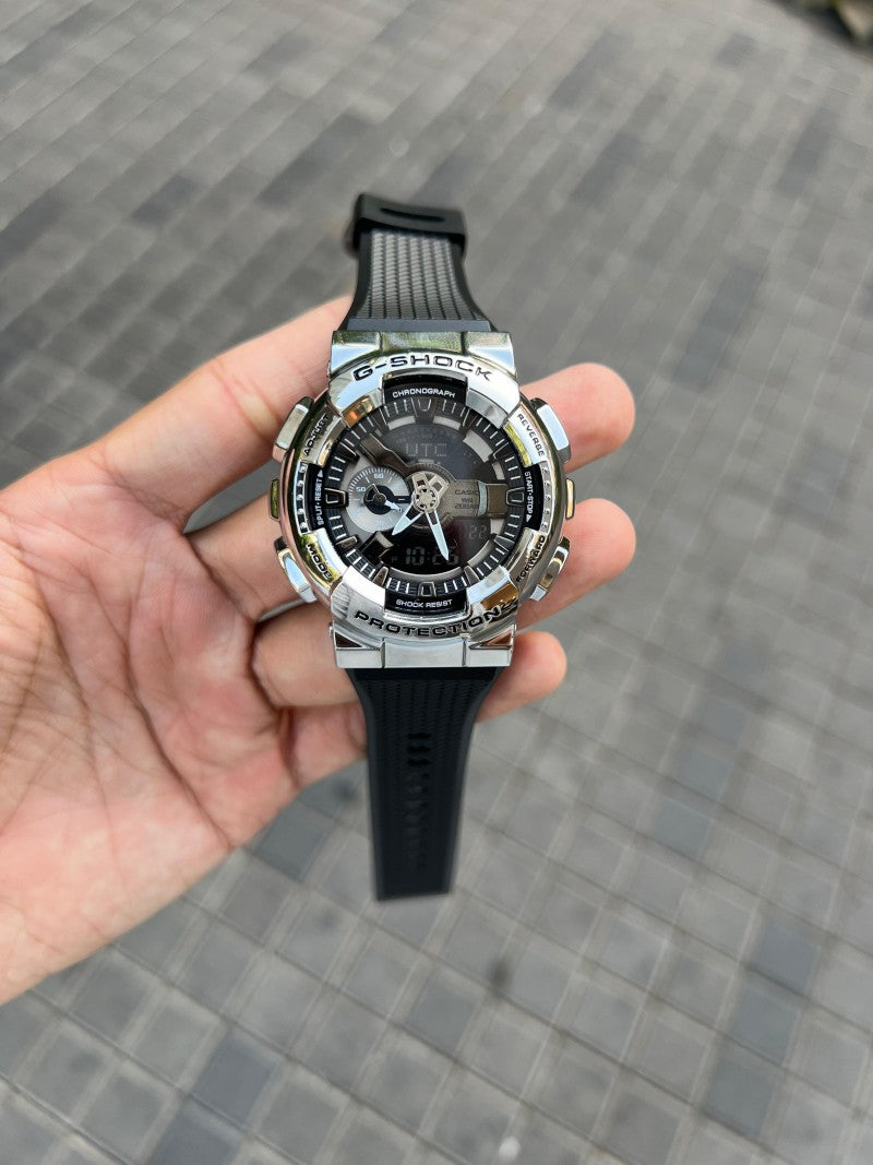 Casio G Shock Silver black