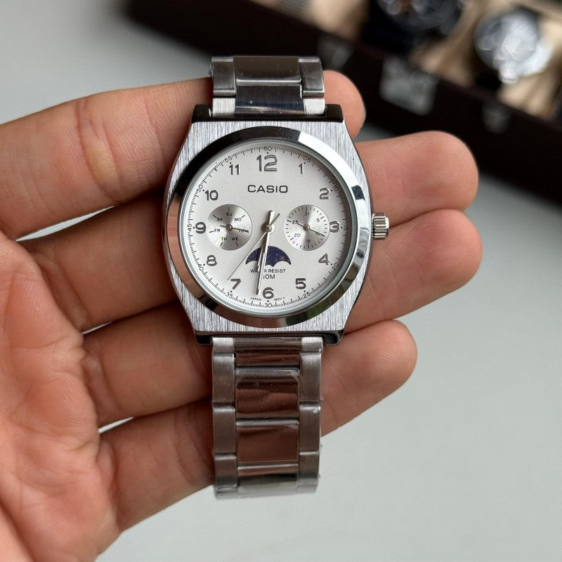 Casio Standard Analog Men s Moon Phase Dial Quartz MTP M300D