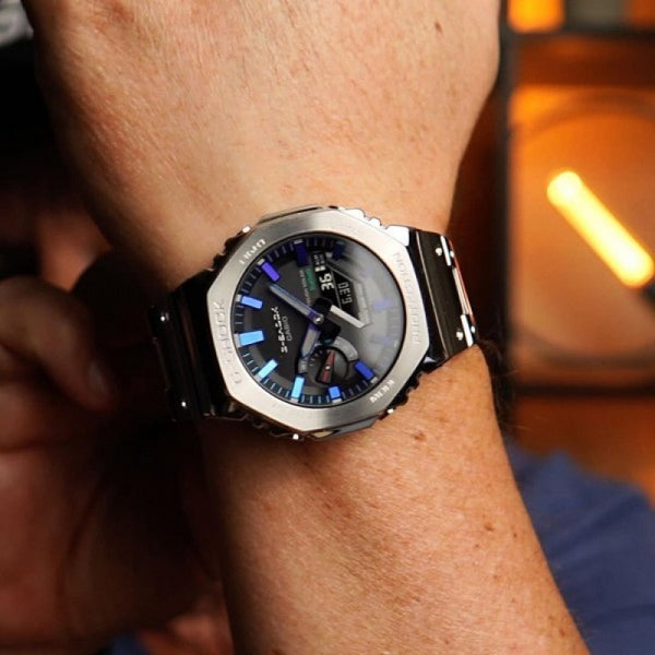 Casi o G shock GM2100 Silver Rainbow