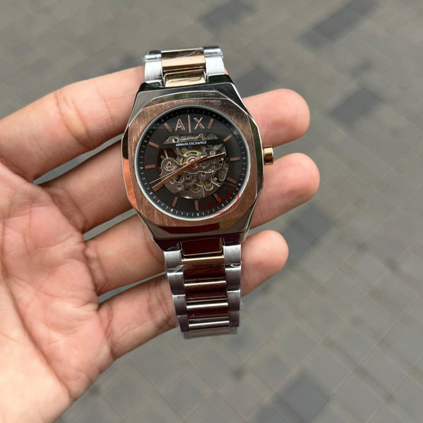 Arman i Exchange Square Open Machine