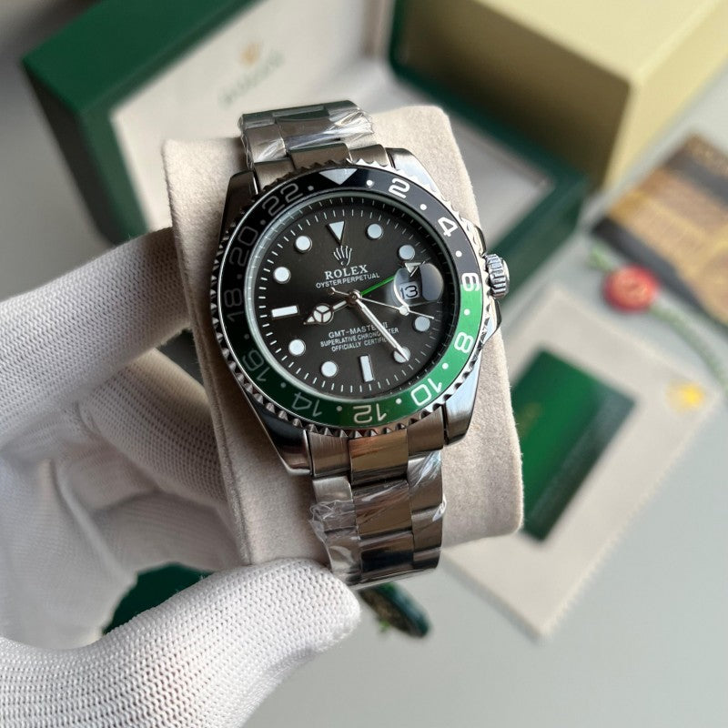 Role x GMT Quartz