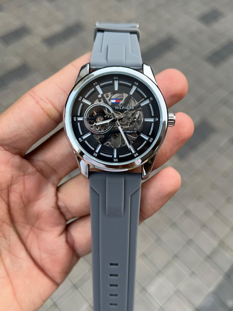 Tommy Hilfige r Automatic