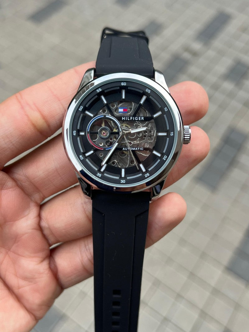 Tommy Hilfige r Automatic