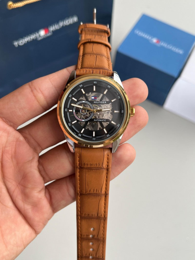 Tommy Hilfige r Automatic Leather Gold