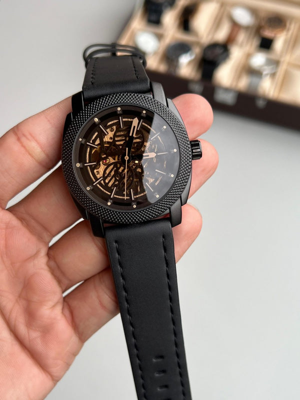 Fossi l Automatic Leather Black
