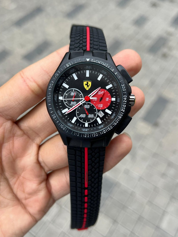 Ferrar i Scuderia Black