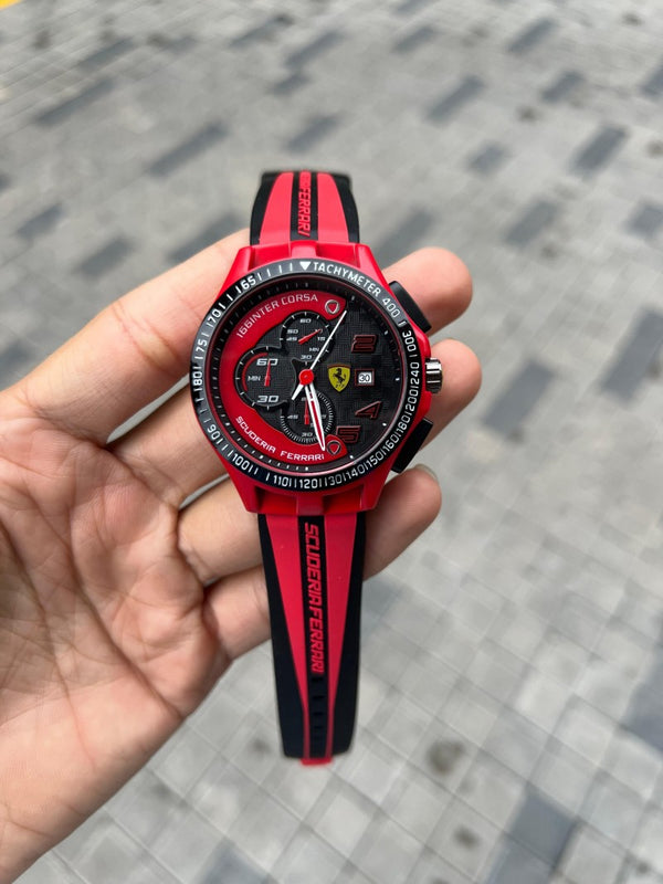 Ferrar i Scuderia Red