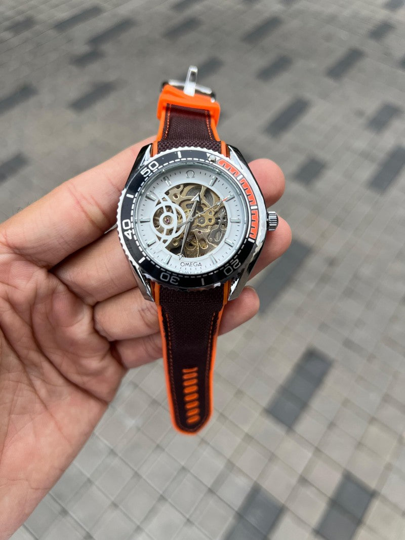 Omeg a Speedmaster Automatic Brown Main image