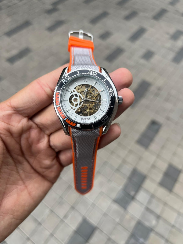 Omeg a Speedmaster Automatic Grey