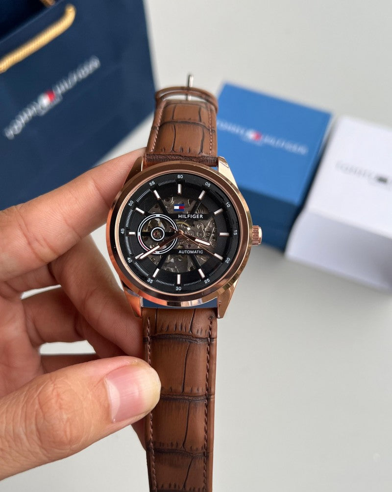Tommy Hilfige r Automatic Leather Main image