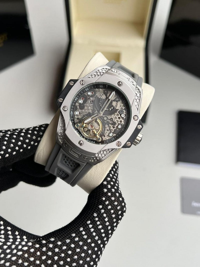 Hublo t Big Bang Tourbillon Open Heart Automatic