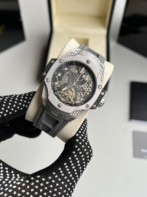 Hublo t Big Bang Tourbillon Open Heart Automatic
