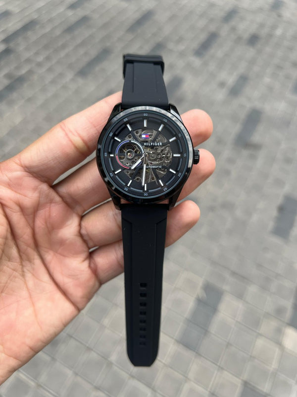 Tommy Hilfige r Automatic Black Silicone