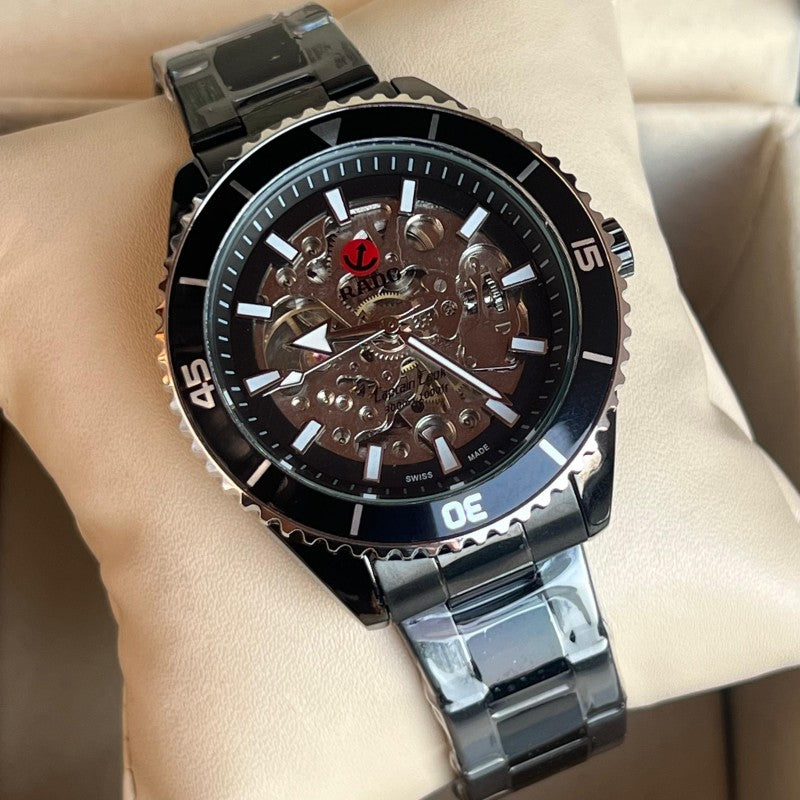 Rad o Captain Cook Automatic