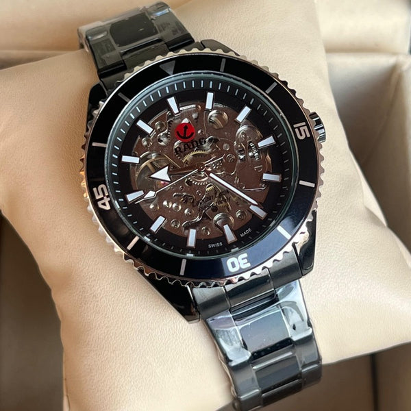 Rad o Captain Cook Automatic