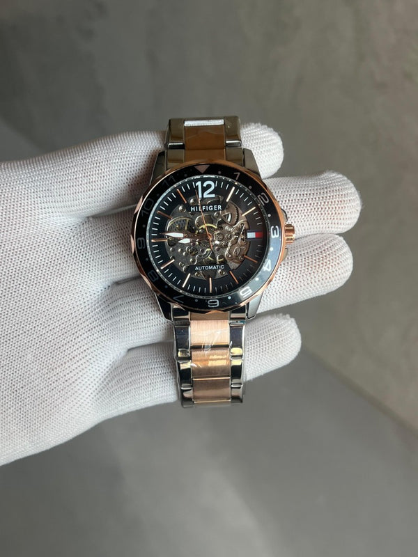 Tomm y Hilfiger automatic