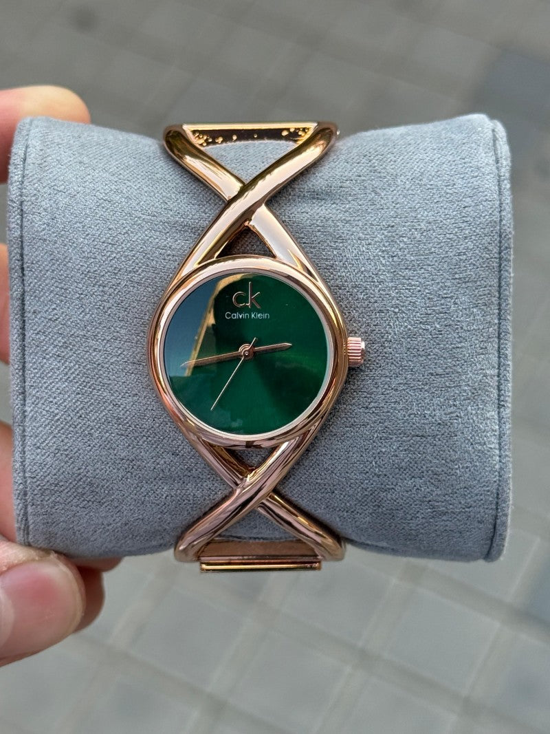Calvin Klei n Women s Rose Green Secondary image